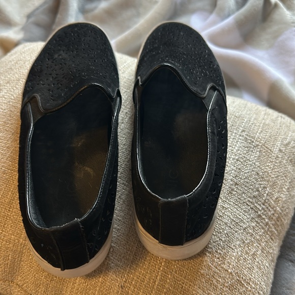 VIONIC women’s slip on sneakers suede black size 9 - Picture 5 of 10
